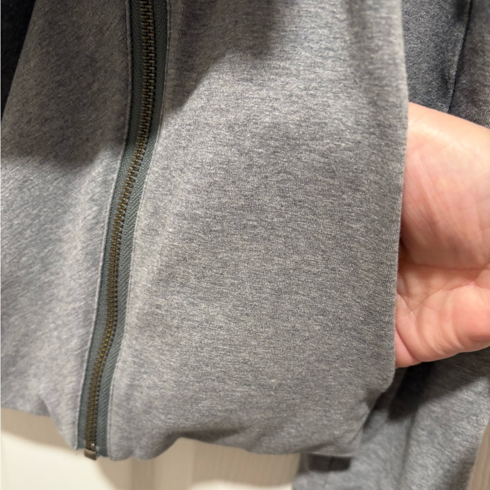 Lululemon Women's Gray Sway Moto Asymmetrical Zip Cowl Neck Jacket Size 6 EUC - Picture 8 of 11